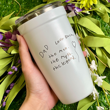 LAMOSE Insulated tumbler with a polished finish, featuring an engraved statement for the most loving dad. The engraving is elegantly scripted, adding a personal and heartfelt touch to the tumbler.